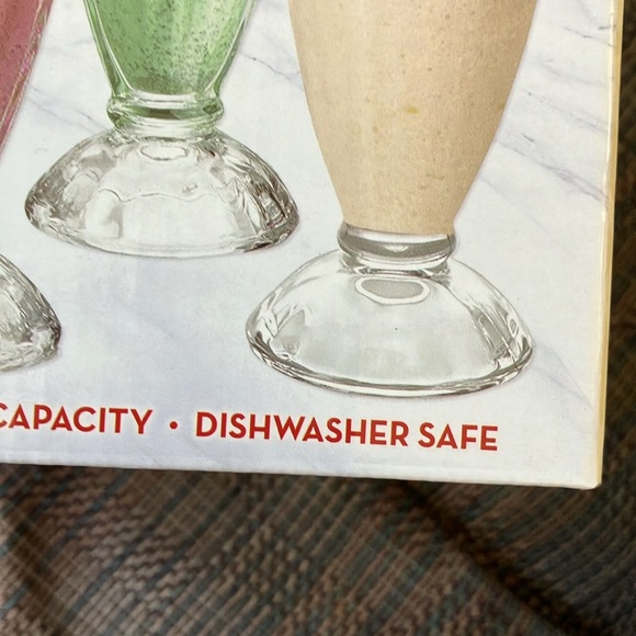 Cold Stone Creamery glasses set NIB - Picture 3 of 5